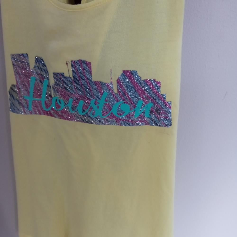 Custom apparel - Picture 14 of 16